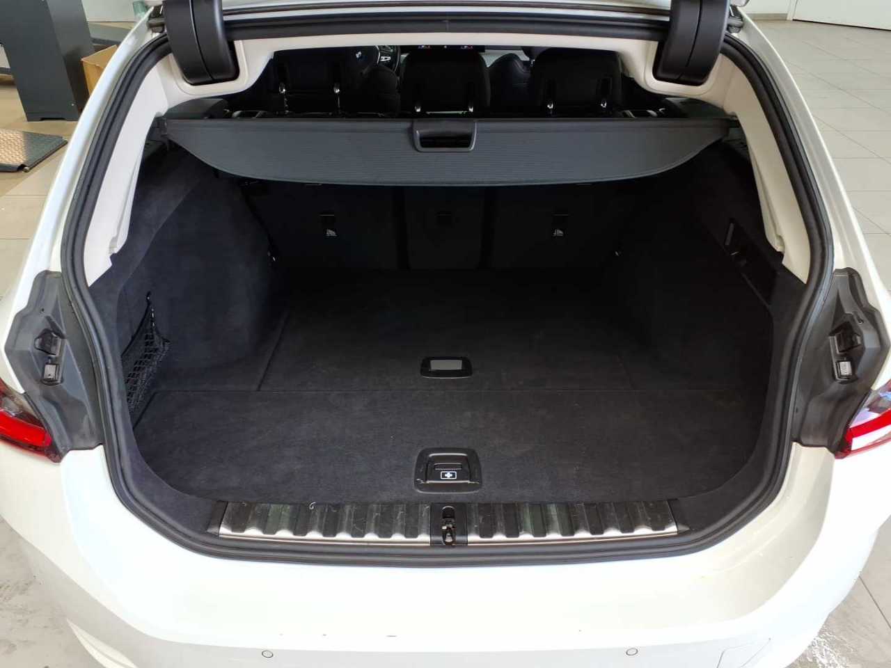 BMW 318d Touring Aut. 15