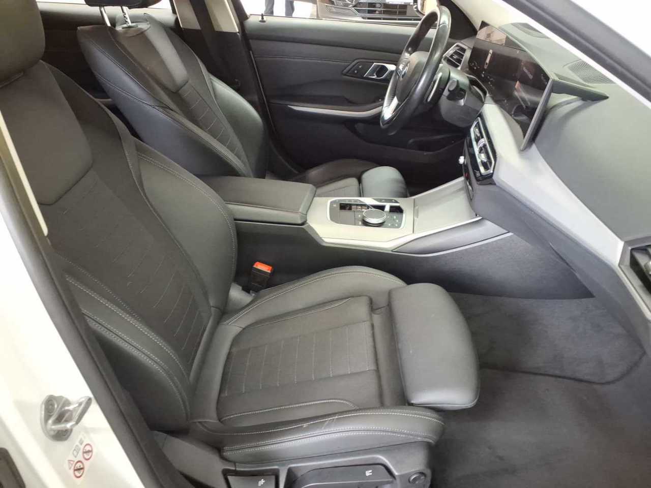 BMW 318d Touring Aut. 8