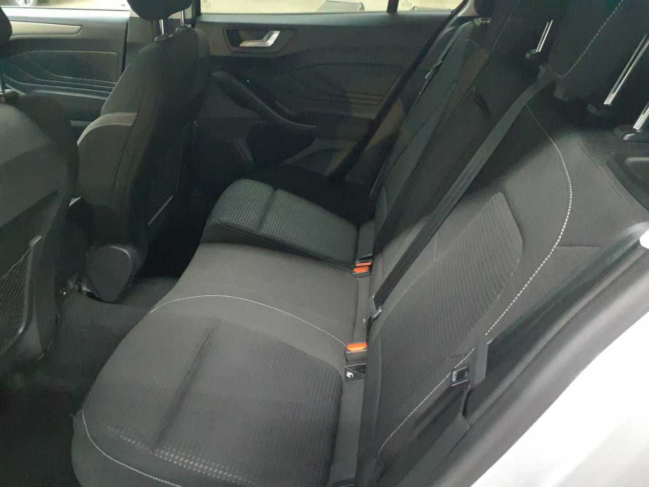 Ford Focus Turnier 1.5 EcoBlue Start-Stopp-System COOL&CONNECT 13