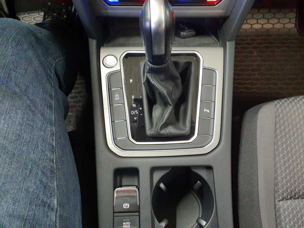 Volkswagen Passat Variant 2.0 TDI SCR DSG 10
