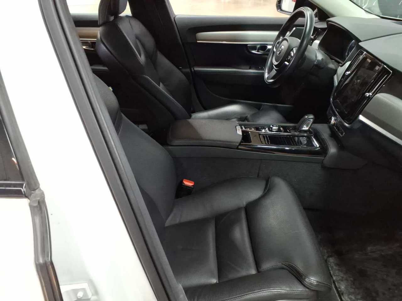 Volvo V90 T6 Recharge AWD Geartronic RDesign Expression 8