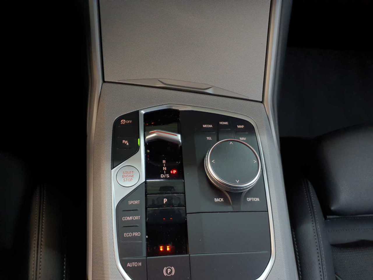 BMW 318d Aut. 10