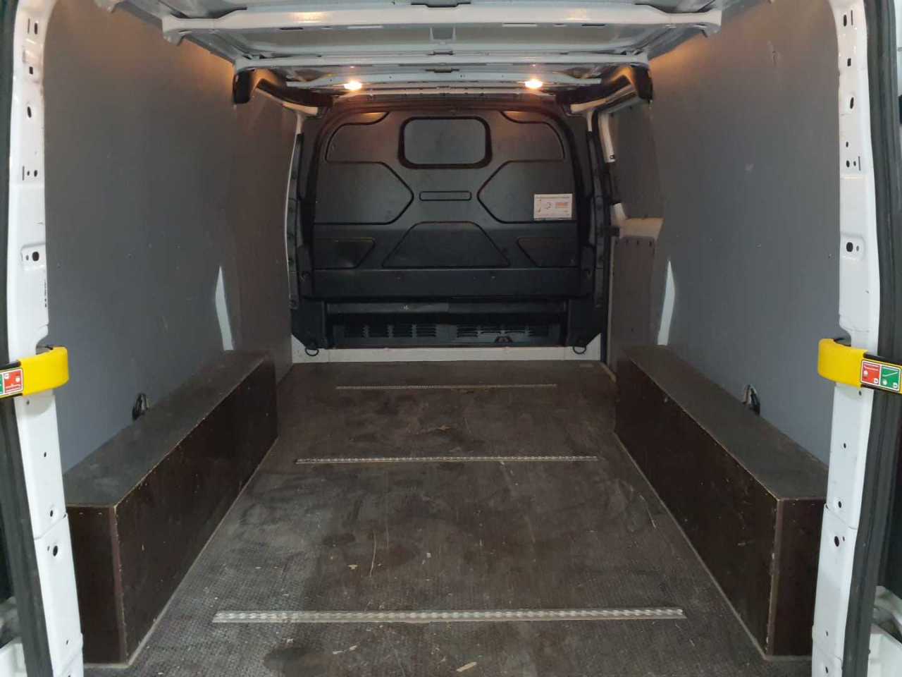 Ford Transit Custom 300 L2H1 LKW VA Trend 15