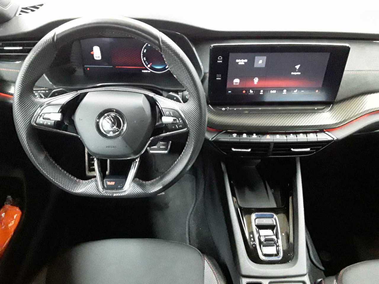 Skoda Octavia Combi 2.0 TDI DSG RS 10