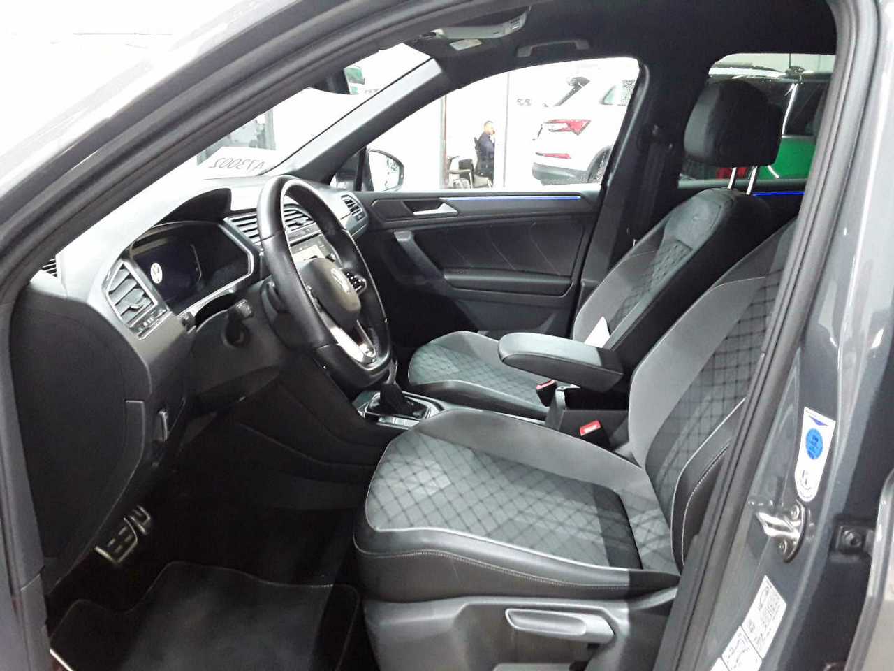 Volkswagen Tiguan 2.0 TSI OPF 4Motion DSG R-Line 7