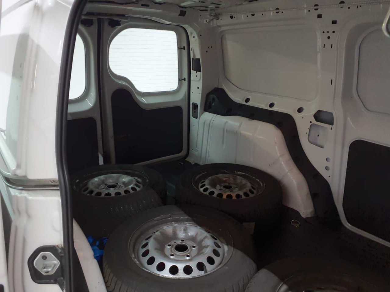 Volkswagen Caddy Cargo 2.0 TDI BMT Maxi 14