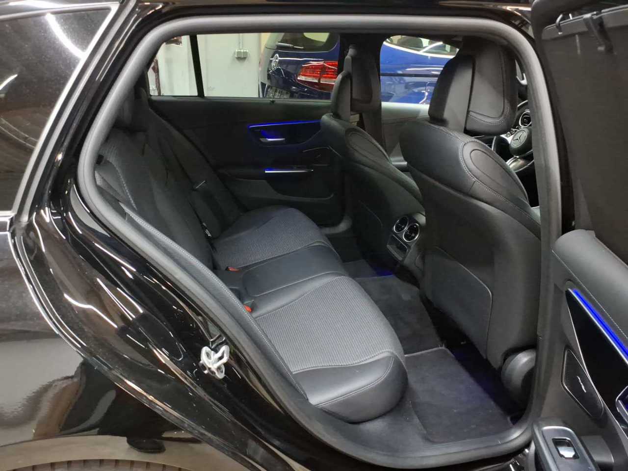 Mercedes-Benz C 220 d T 9G-TRONIC Avantgarde 14