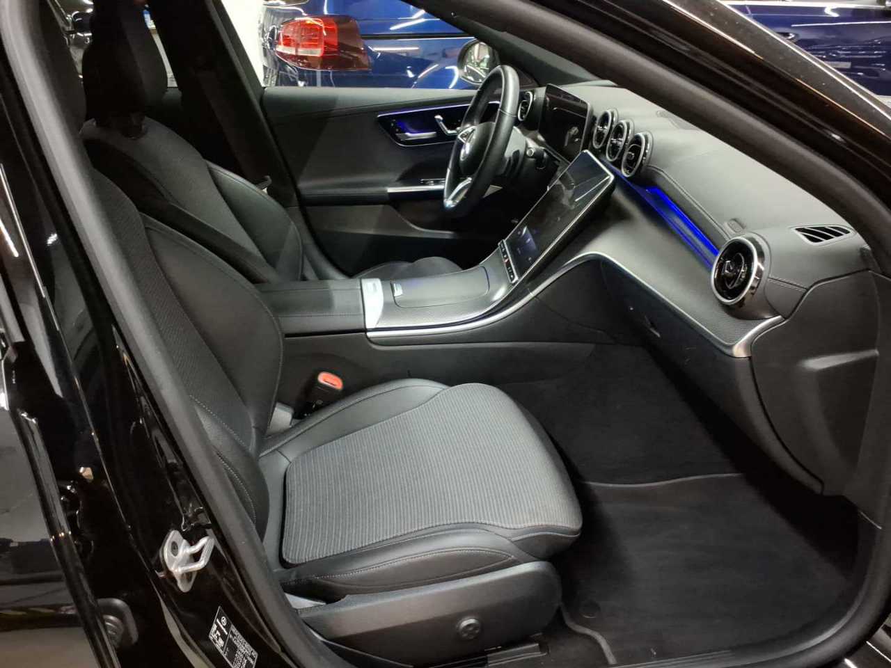 Mercedes-Benz C 220 d T 9G-TRONIC Avantgarde 8