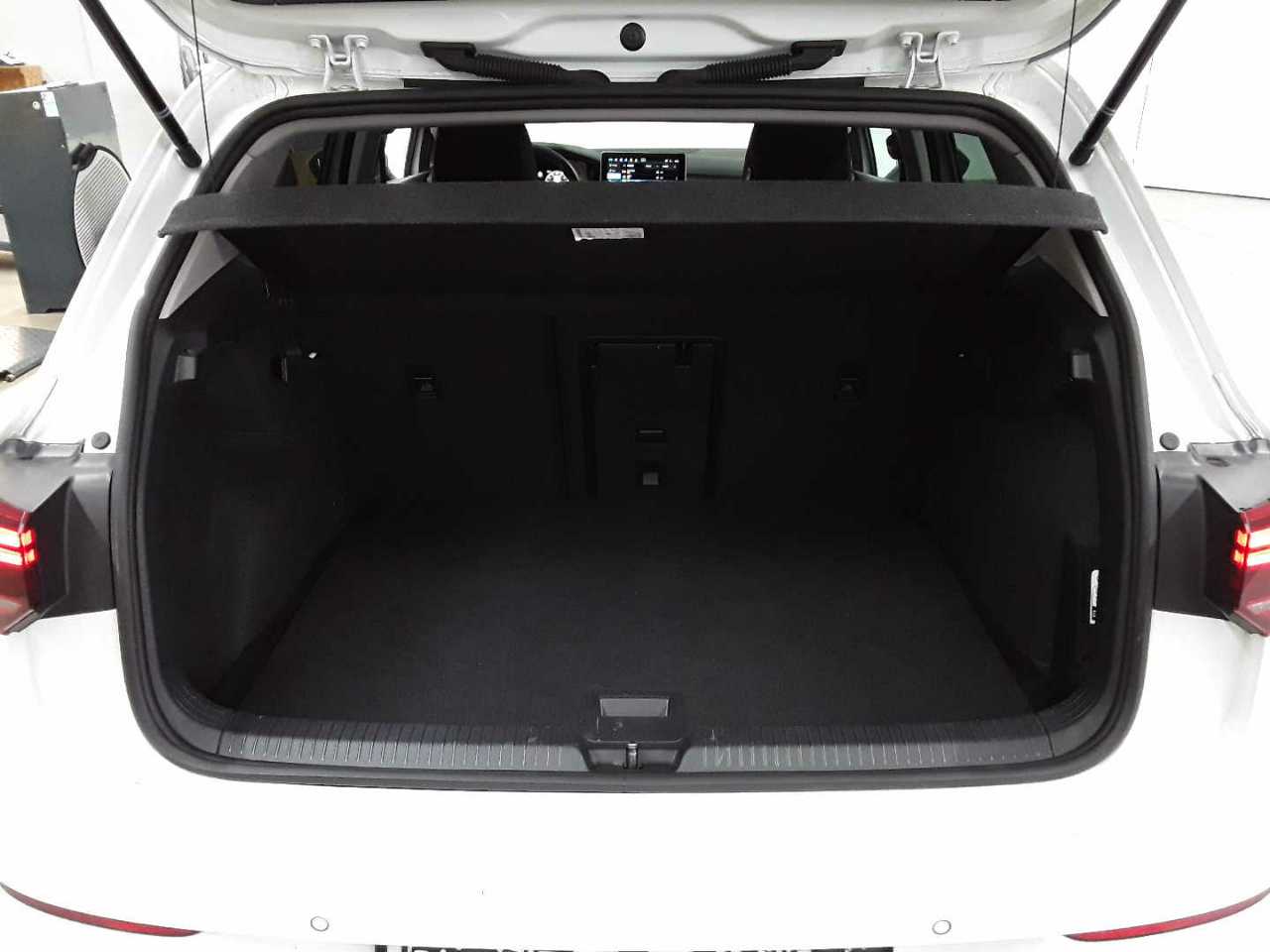 Volkswagen Golf 1.5 TSI OPF Life 15