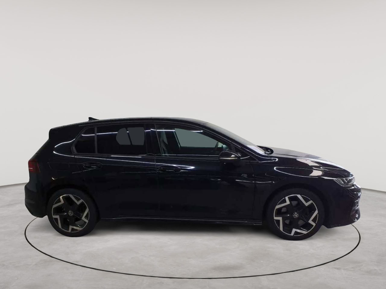 Volkswagen Golf 1.5 TSI OPF R-Line 3