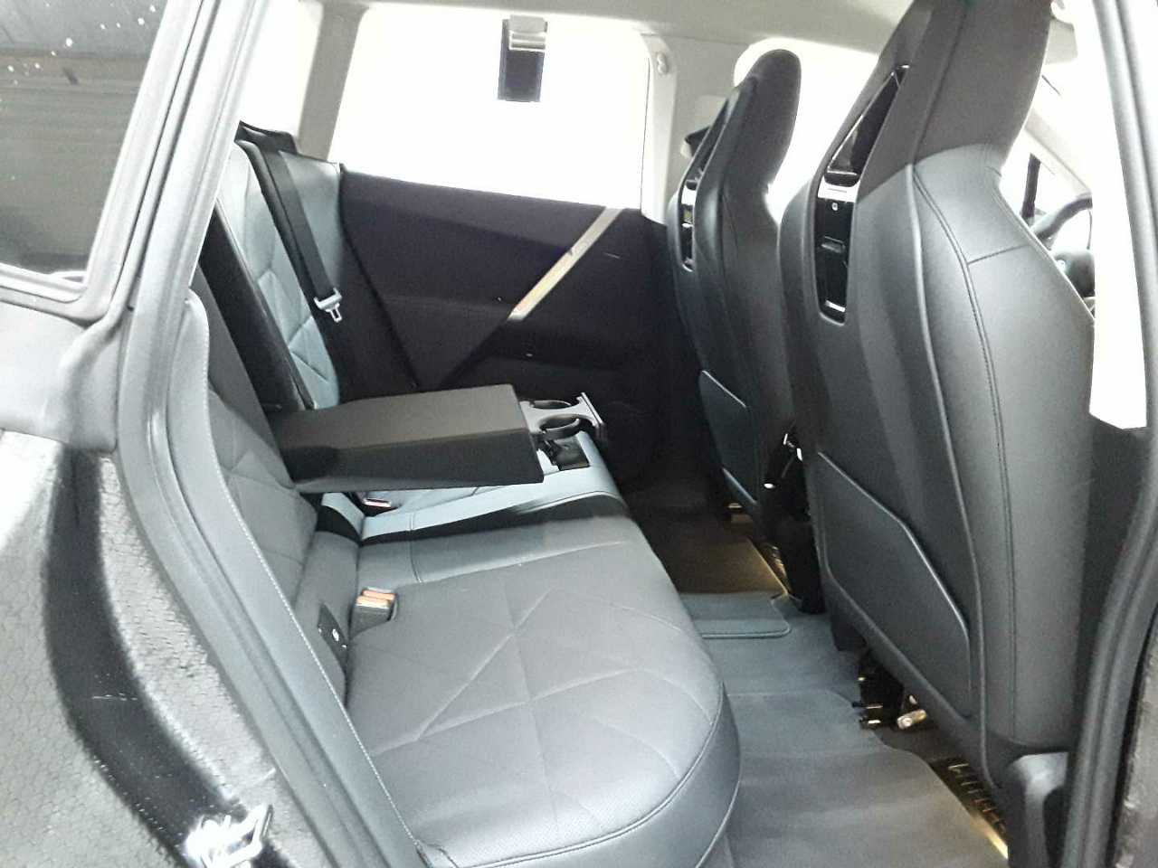 BMW iX xDrive40 14