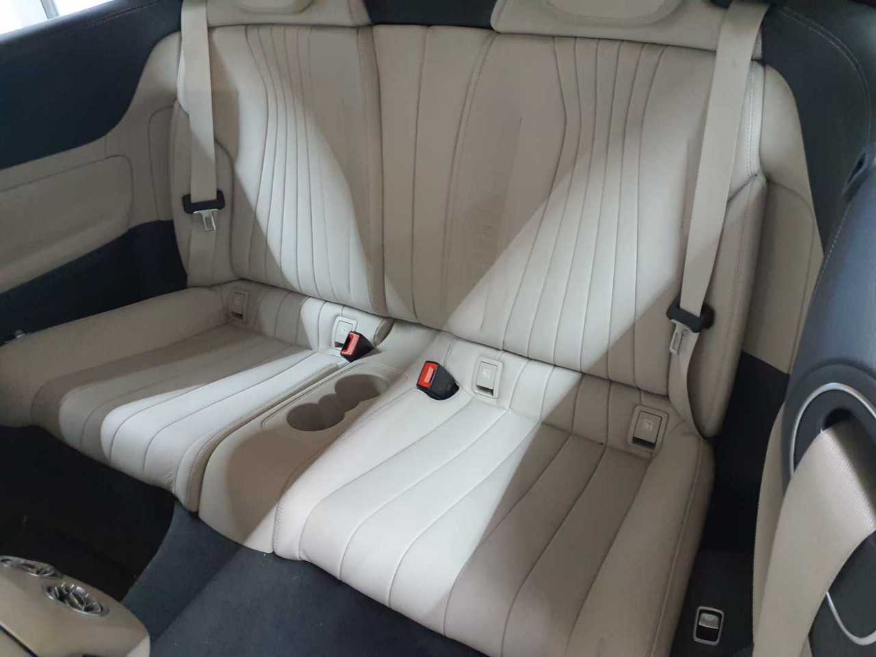 Mercedes-Benz E 220 d Cabrio 9G-TRONIC AMG Line 14
