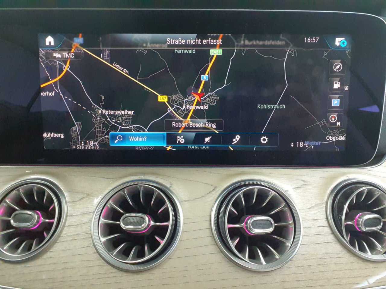 Mercedes-Benz E 220 d Cabrio 9G-TRONIC AMG Line 12