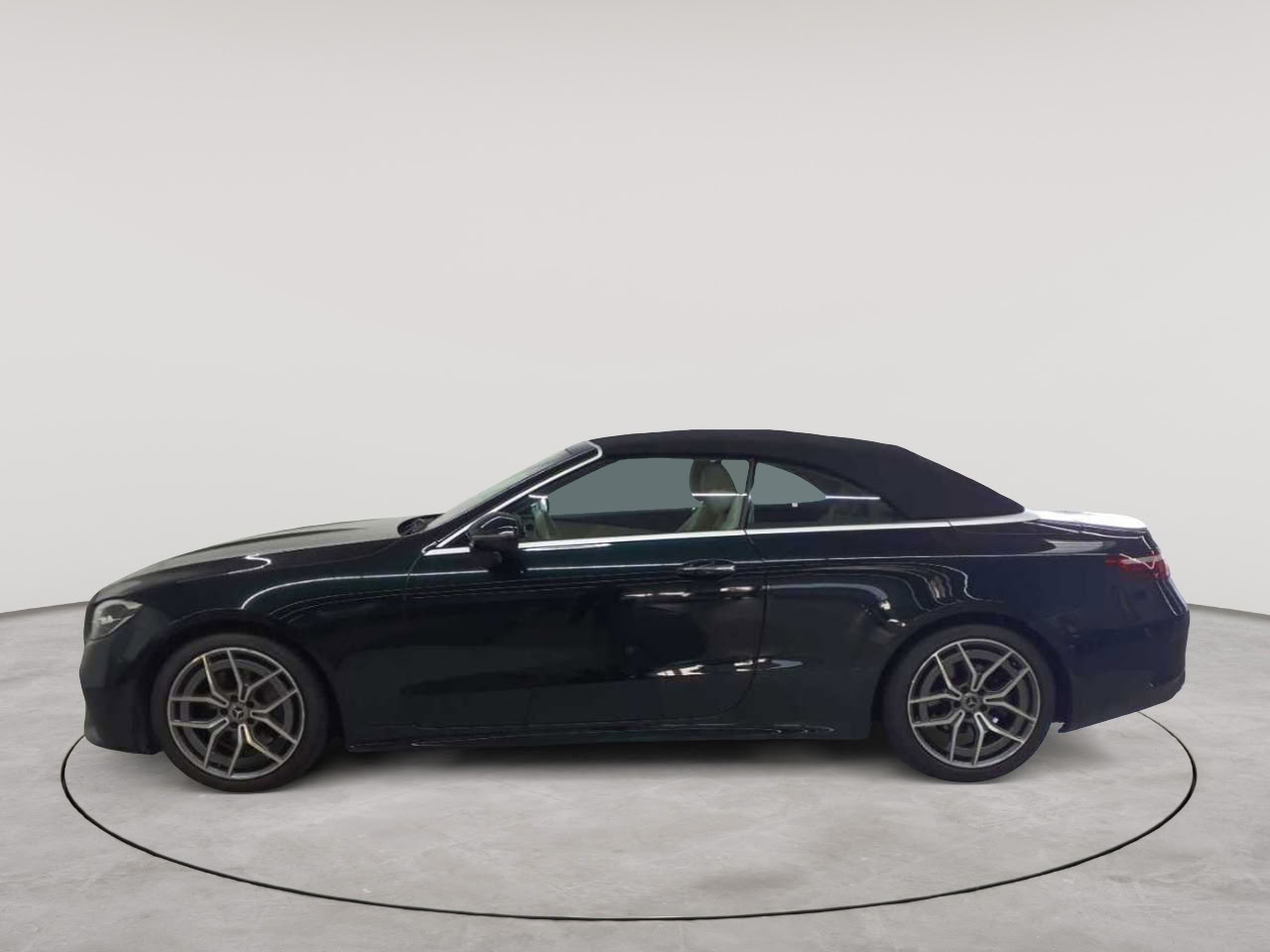 Mercedes-Benz E 220 d Cabrio 9G-TRONIC AMG Line 6