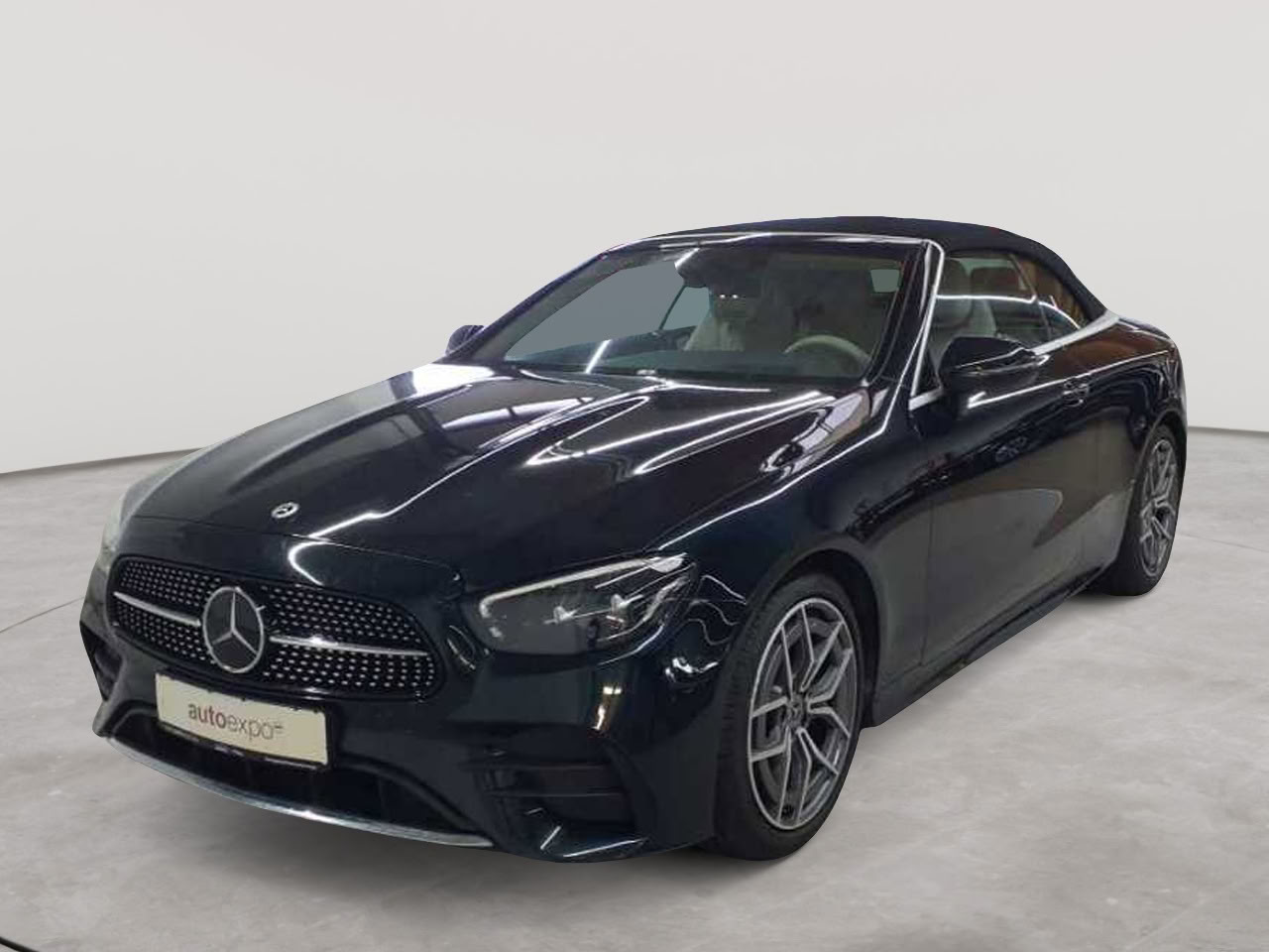 Mercedes-Benz E 220 d Cabrio 9G-TRONIC AMG Line 2