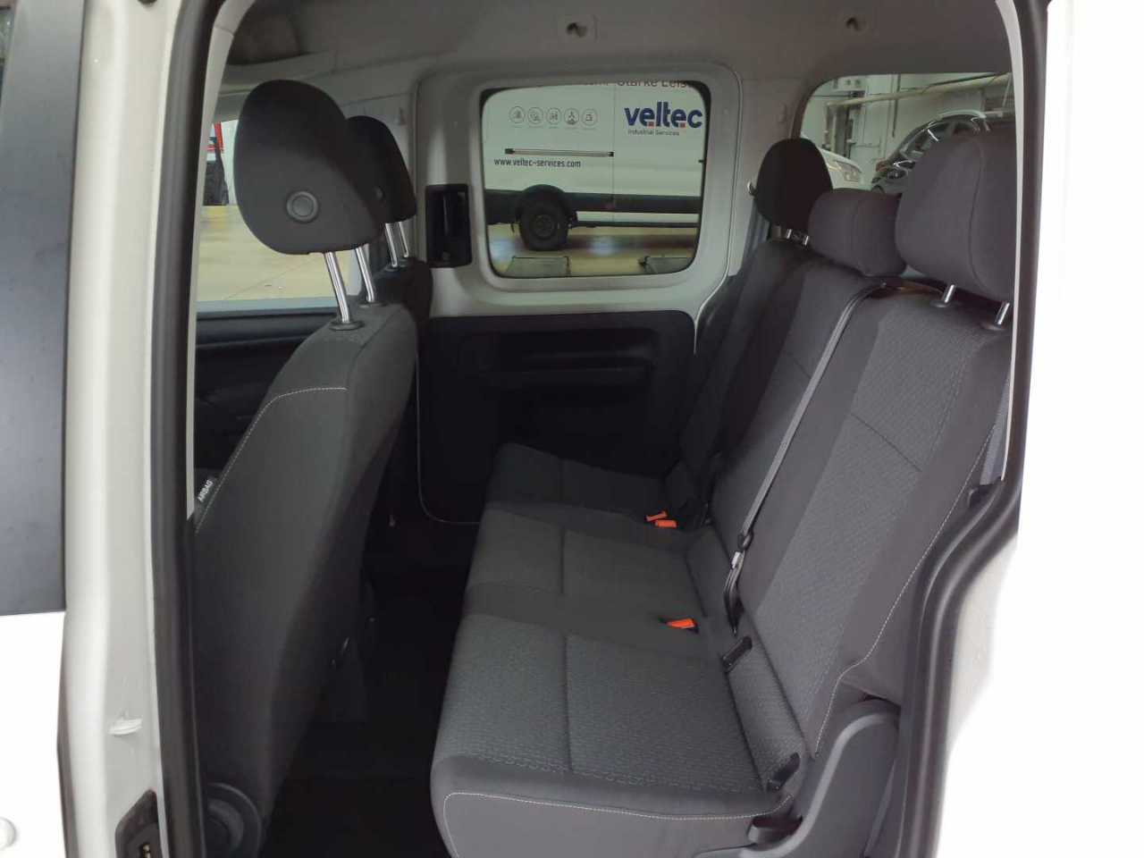 Volkswagen Caddy 1.4 TSI (7-Si.) Maxi Trendline 13