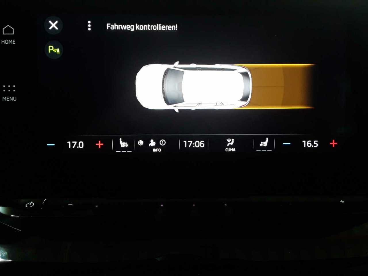 Skoda Octavia Combi 2.0 TDI DSG Sportline 17
