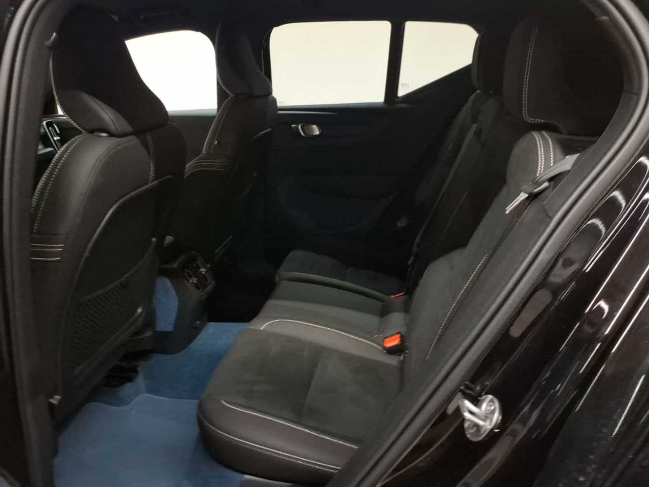 Volvo XC40 Recharge 69 kWh Single Motor Plus 13