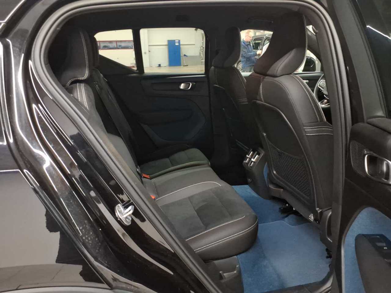 Volvo XC40 Recharge 69 kWh Single Motor Plus 14