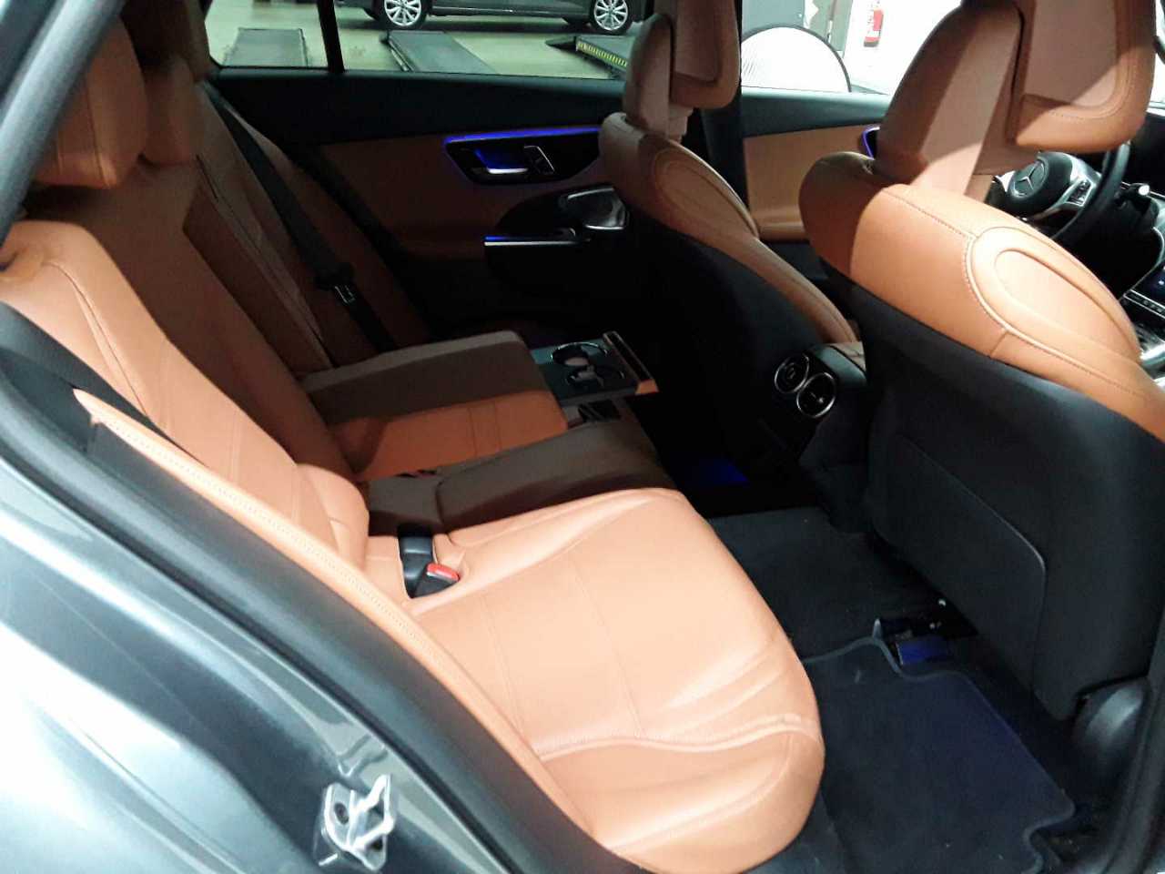 Mercedes-Benz C 300 e T 9G-TRONIC Avantgarde 14