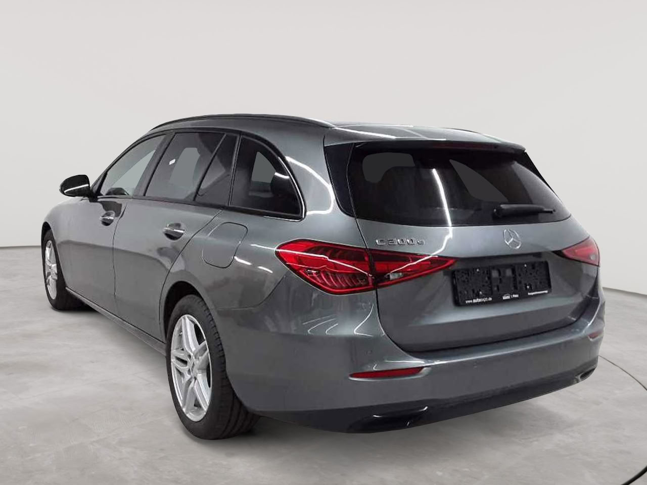 Mercedes-Benz C 300 e T 9G-TRONIC Avantgarde 5