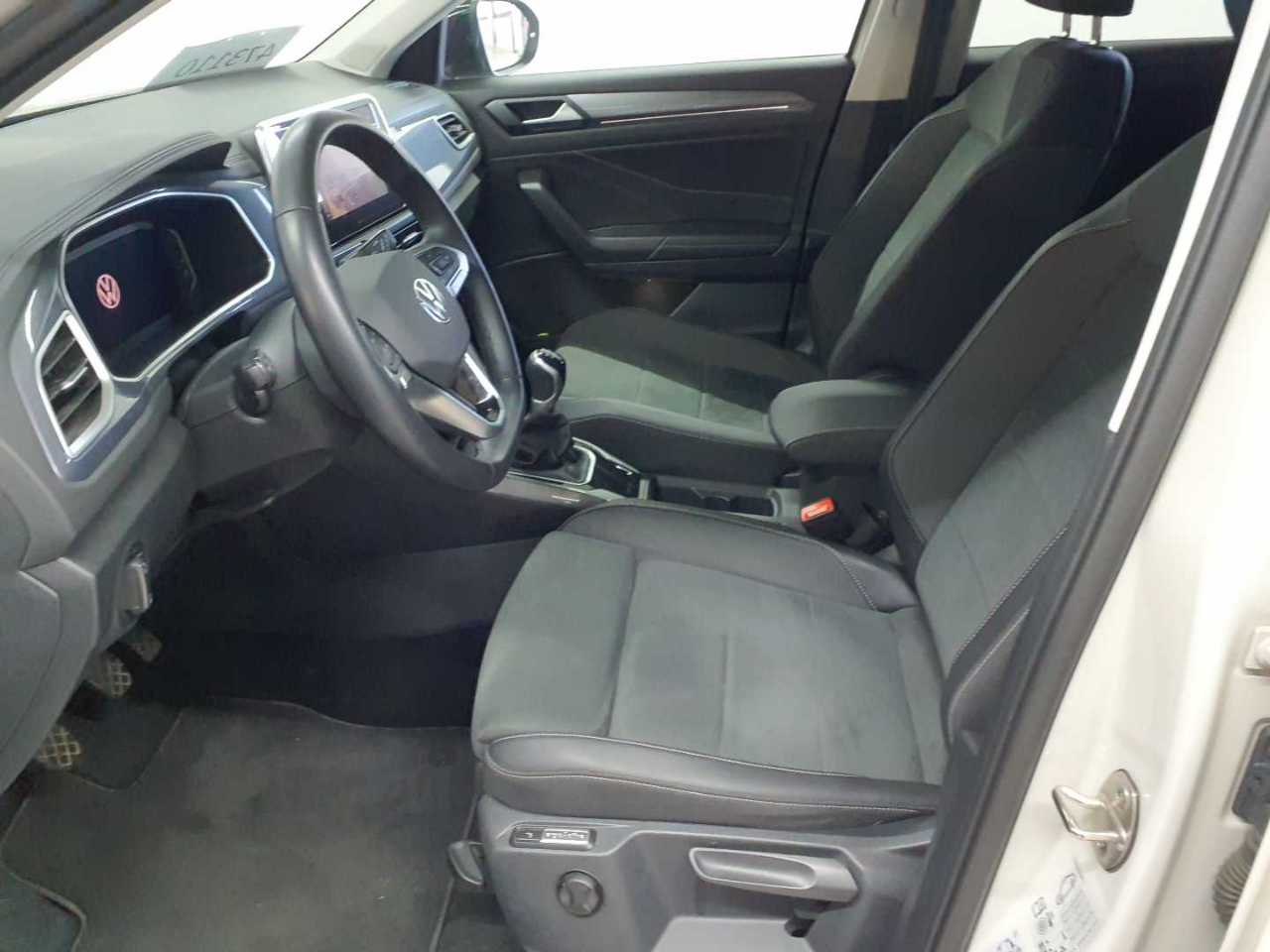 Volkswagen T-Roc 1.0 TSI OPF Style 8