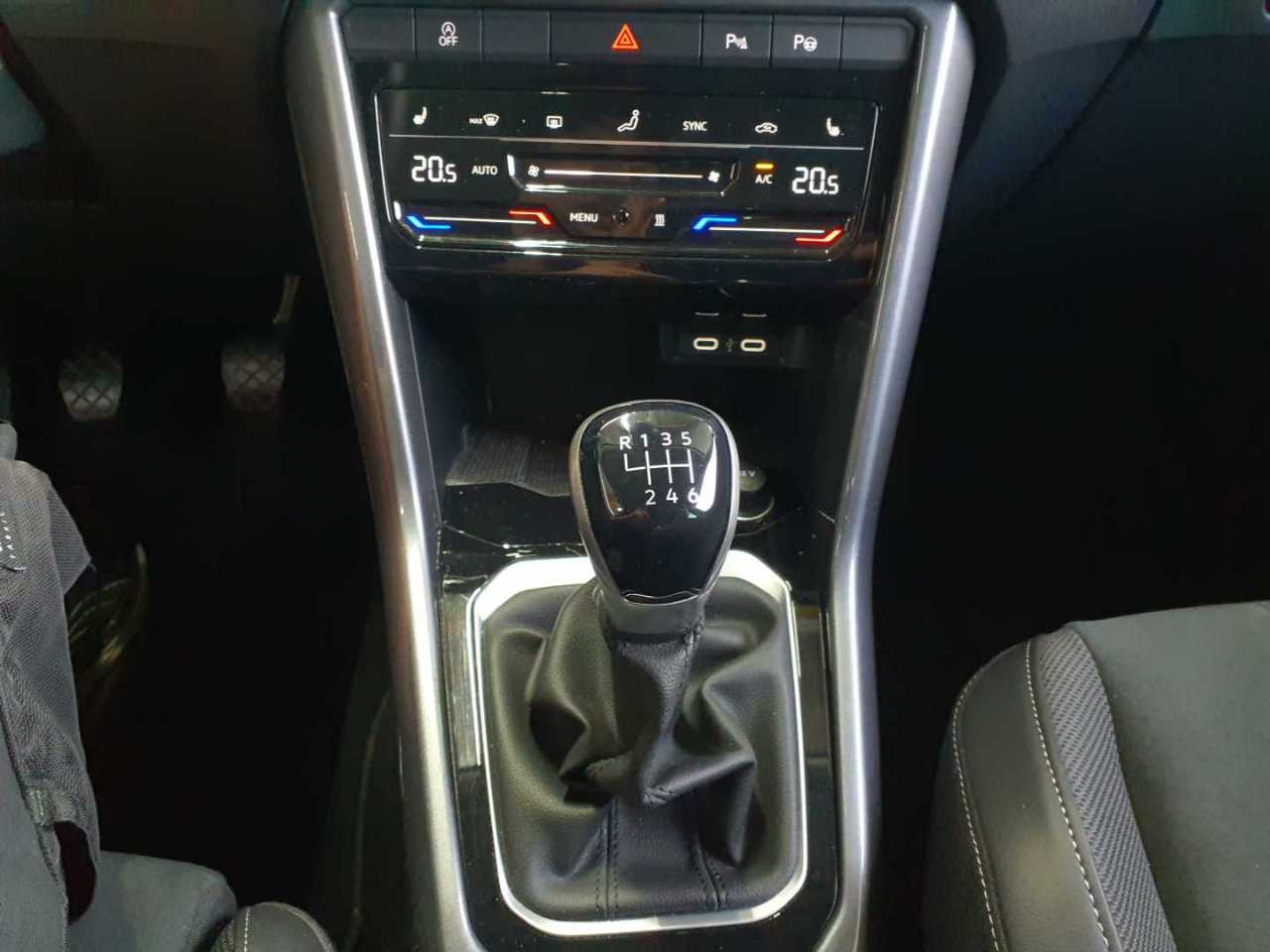 Volkswagen T-Roc 1.0 TSI OPF Style 10