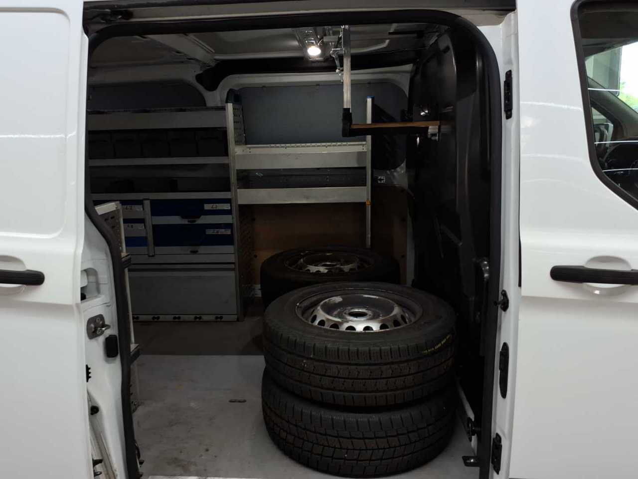 Ford Transit Custom 340 L2H1 LKW VA Trend 13