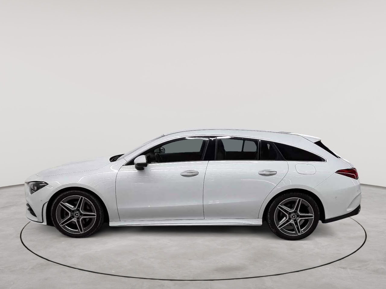 Mercedes-Benz CLA 200 d 4Matic Shooting Brake 8G-DCT AMG Line 6