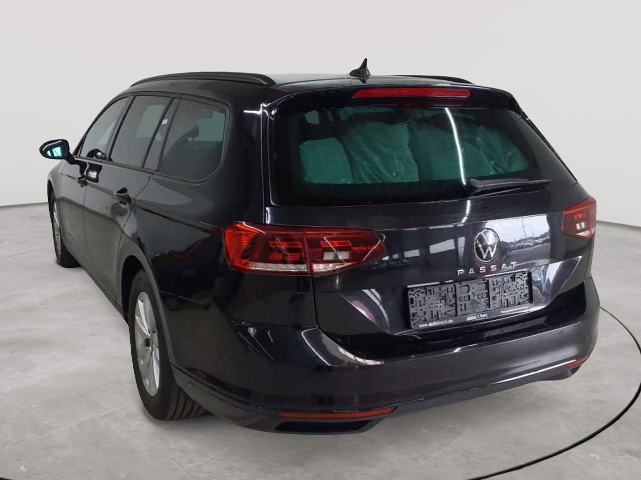 Volkswagen Passat Variant 2.0 TDI SCR DSG Conceptline 5