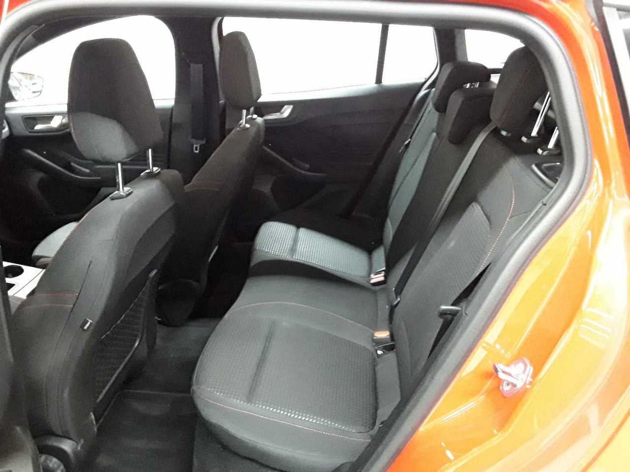 Ford Focus Turnier 1.5 EcoBlue Start-Stopp-System Aut. ST-LINE 13