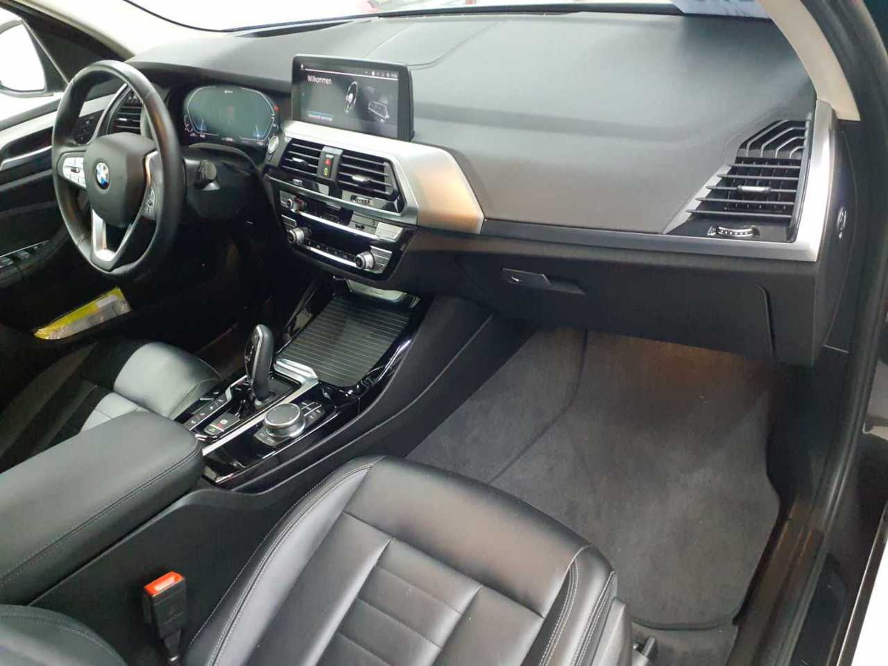 BMW X3 xDrive30e Aut. Advantage 9