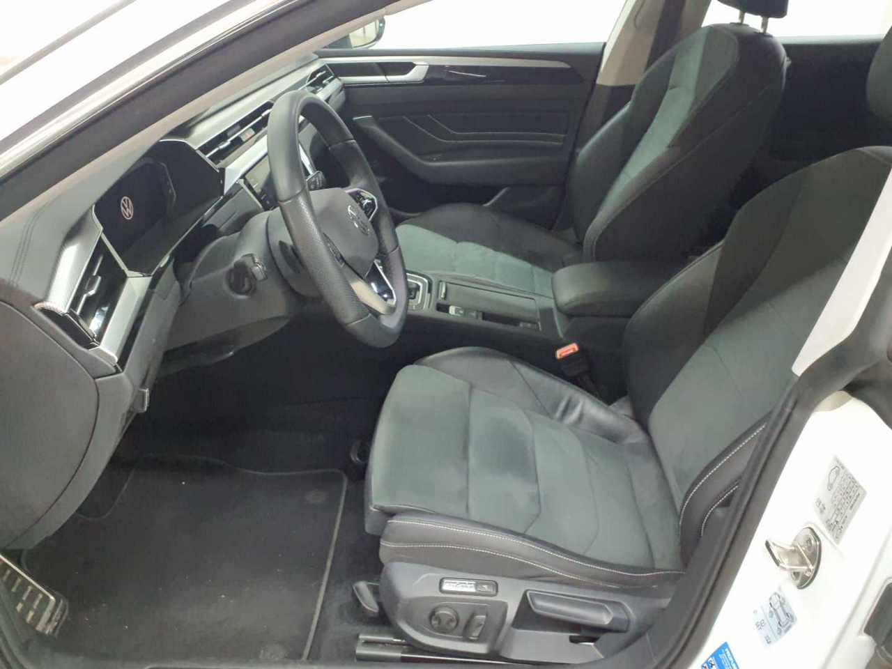 Volkswagen Arteon Shooting Brake 2.0 TDI SCR DSG Elegance 8