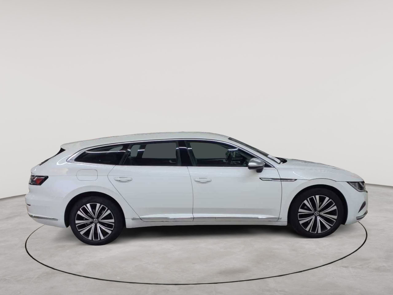 Volkswagen Arteon Shooting Brake 2.0 TDI SCR DSG Elegance 3