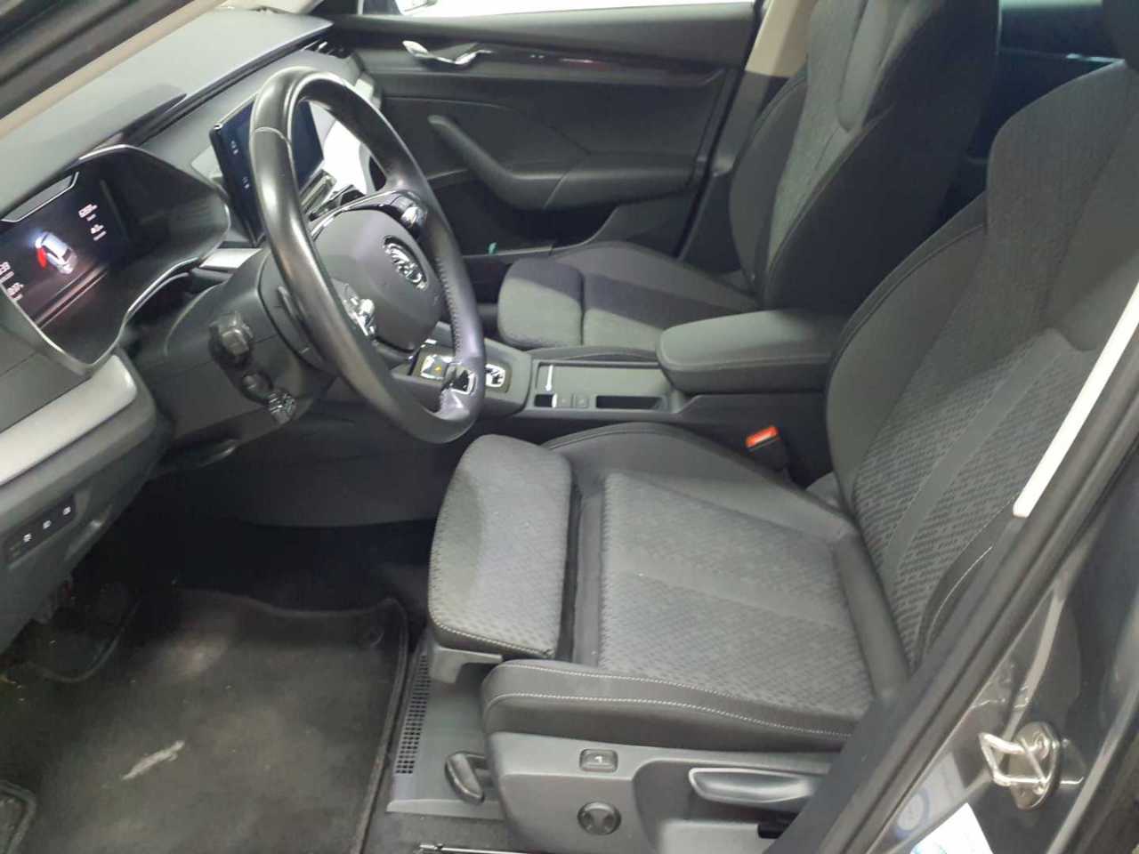 Skoda Octavia Combi 1.0 TSI e-TEC DSG Clever 8
