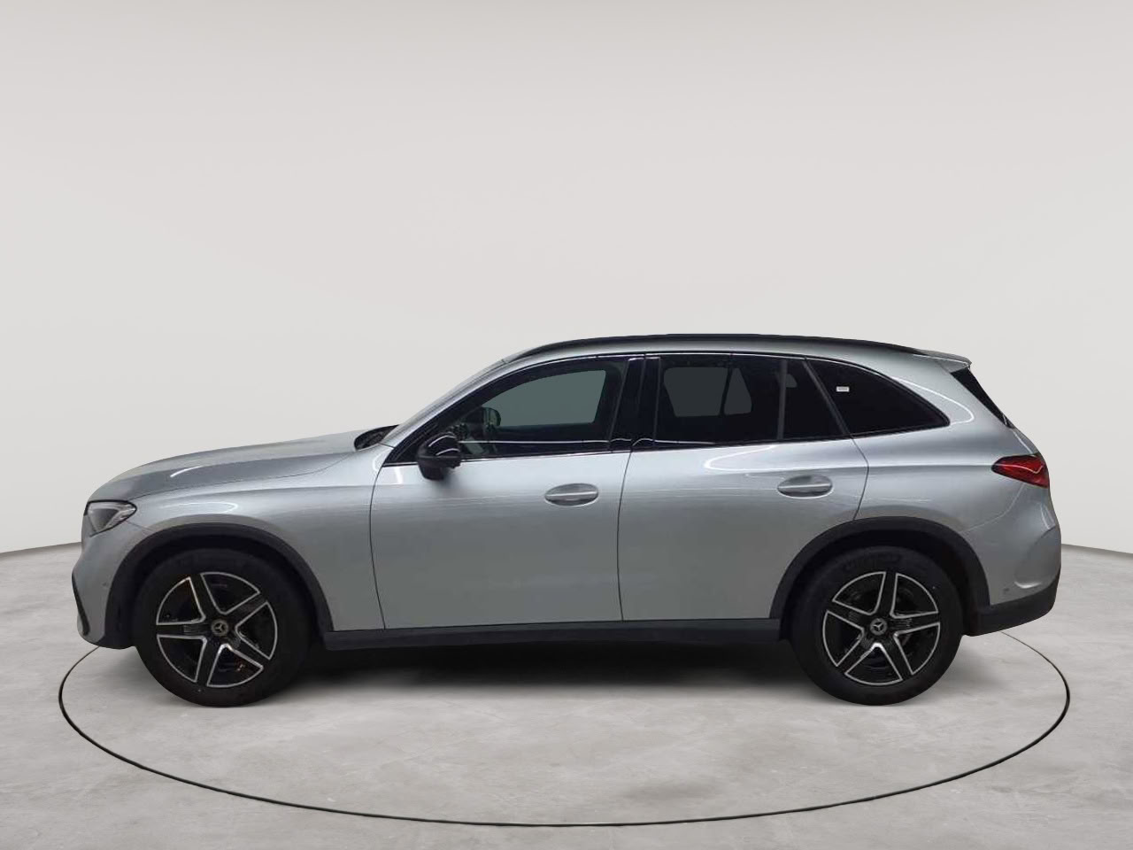 Mercedes-Benz GLC 220 d 4Matic 9G-TRONIC AMG Line Advanced 6