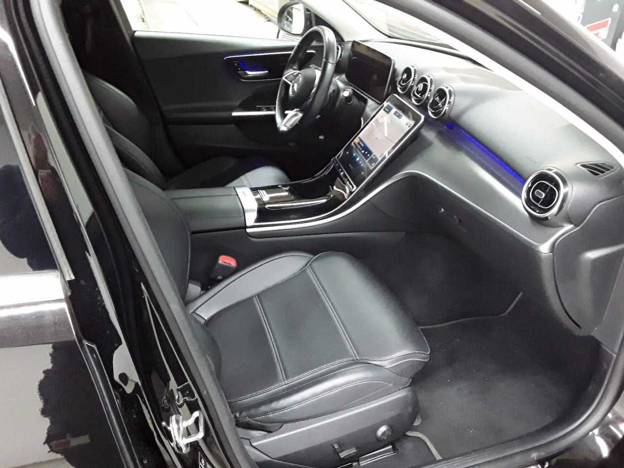 Mercedes-Benz C 220 d T 9G-TRONIC Avantgarde 8