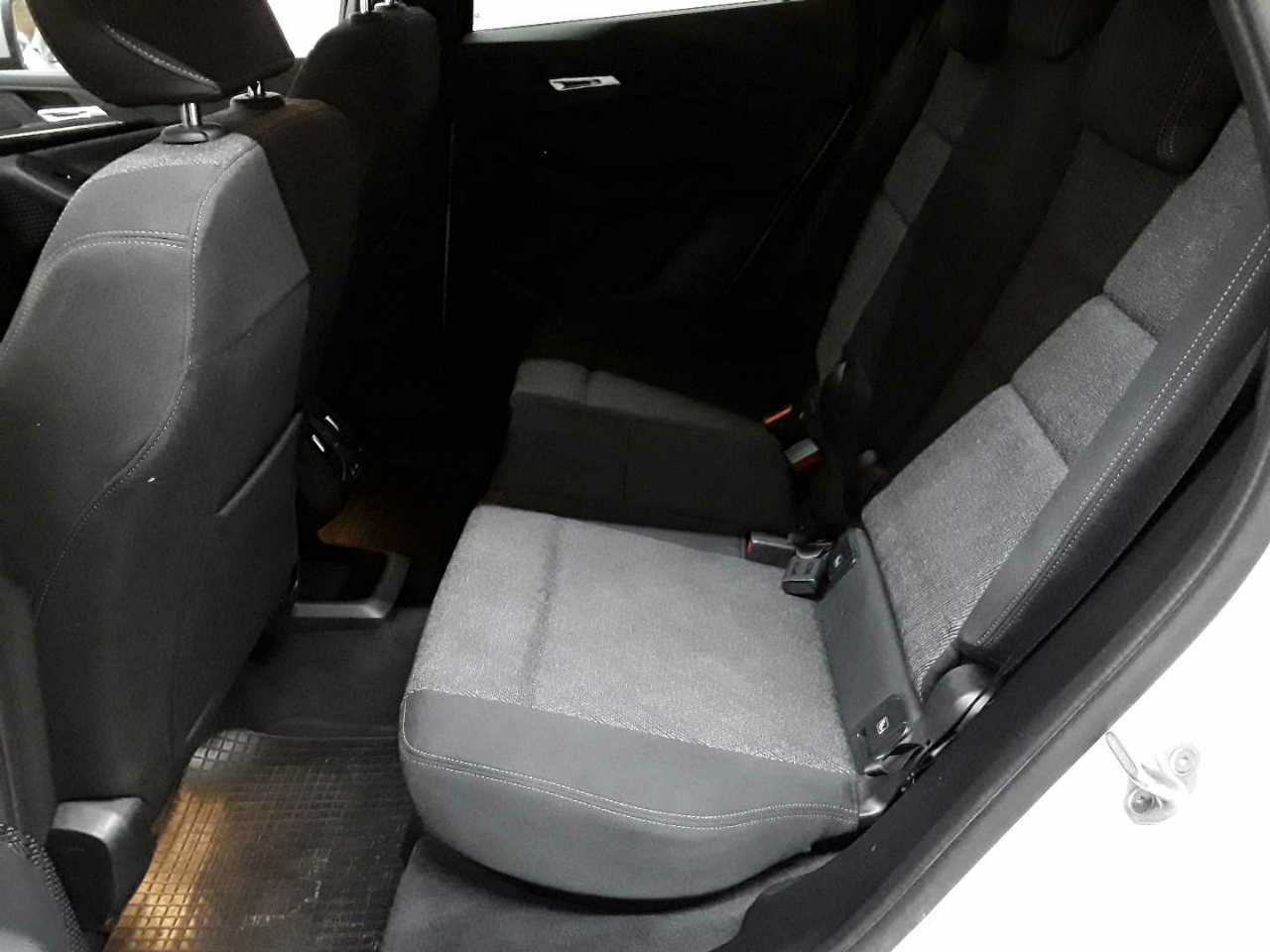 BMW 218d Active Tourer Aut. 13