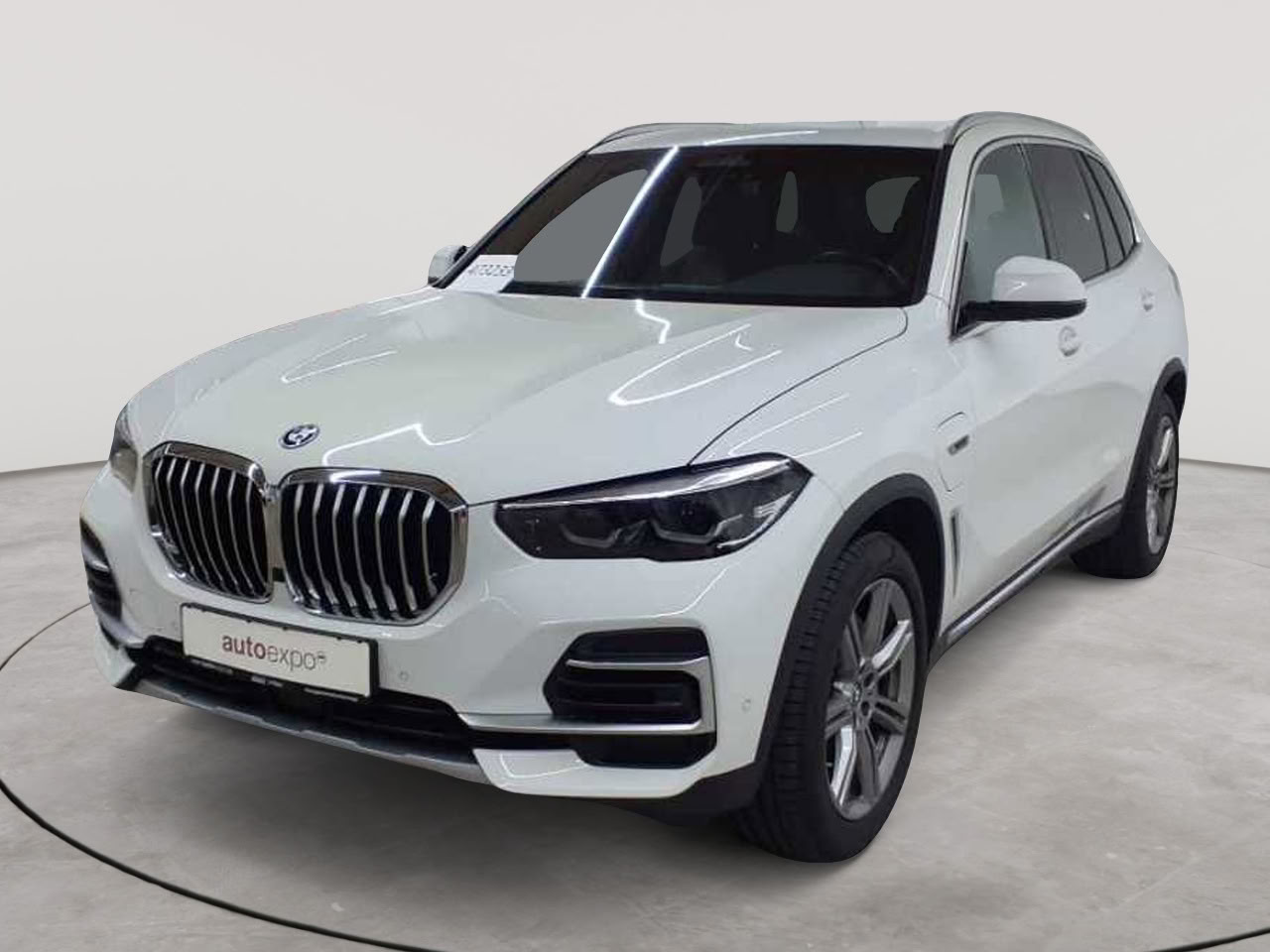 BMW X5 xDrive45e xLine 2