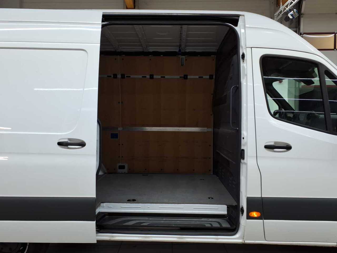 Mercedes-Benz 317 CDI Sprinter Standard HA 13