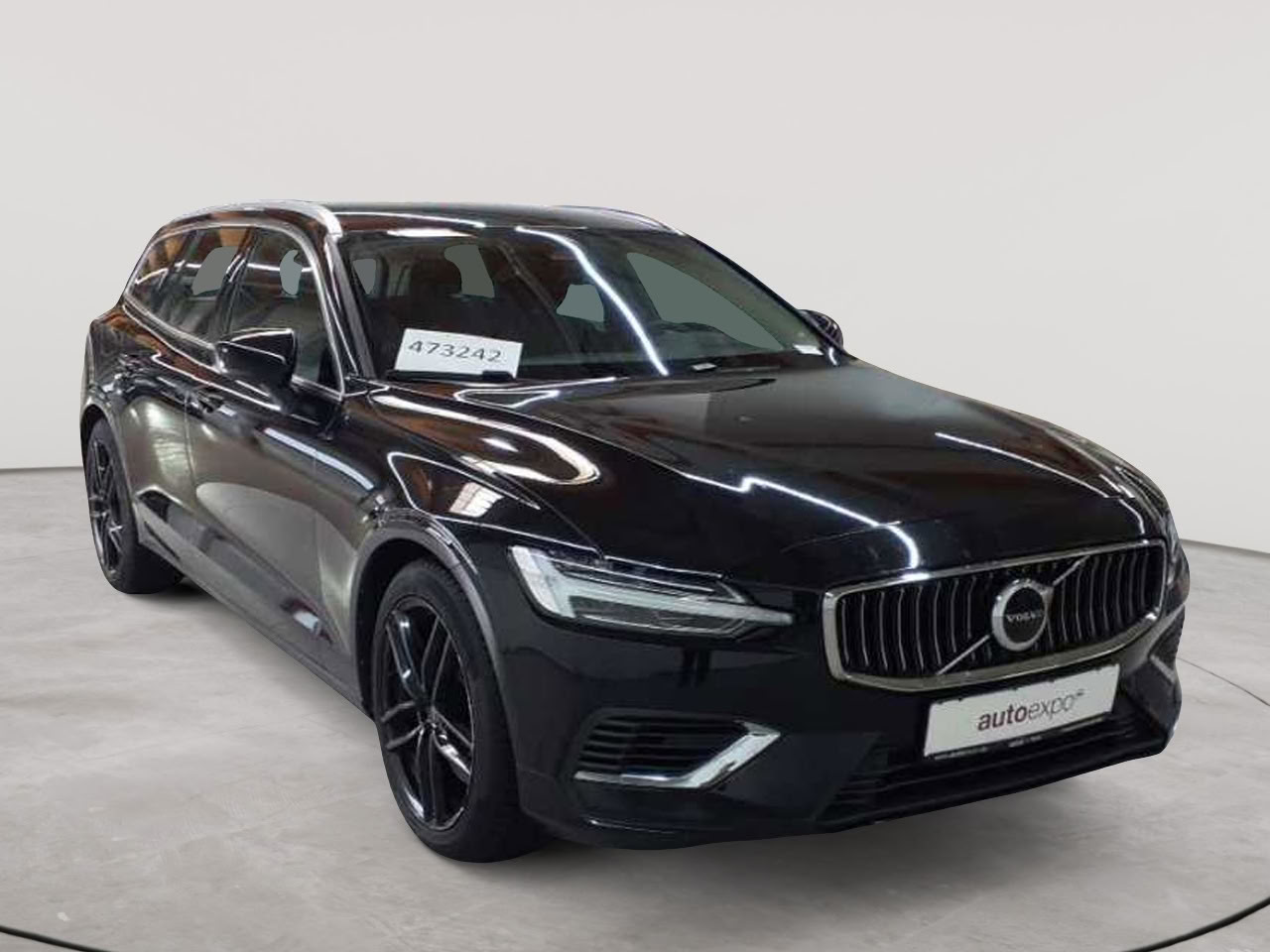 Volvo V60 T6 AWD Recharge Essential