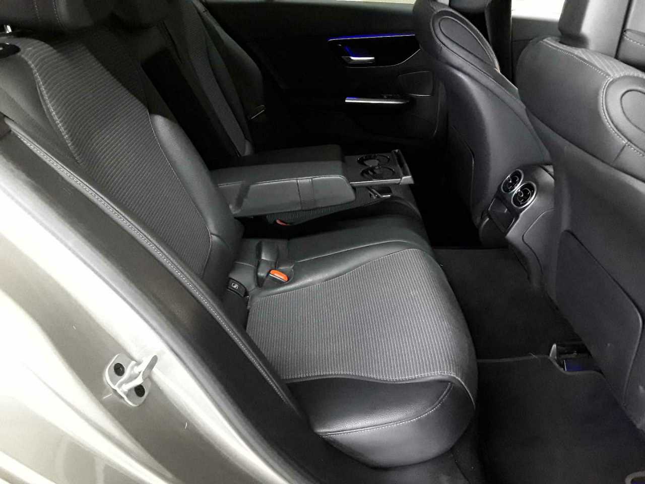 Mercedes-Benz C 300 e T 9G-TRONIC Avantgarde 14