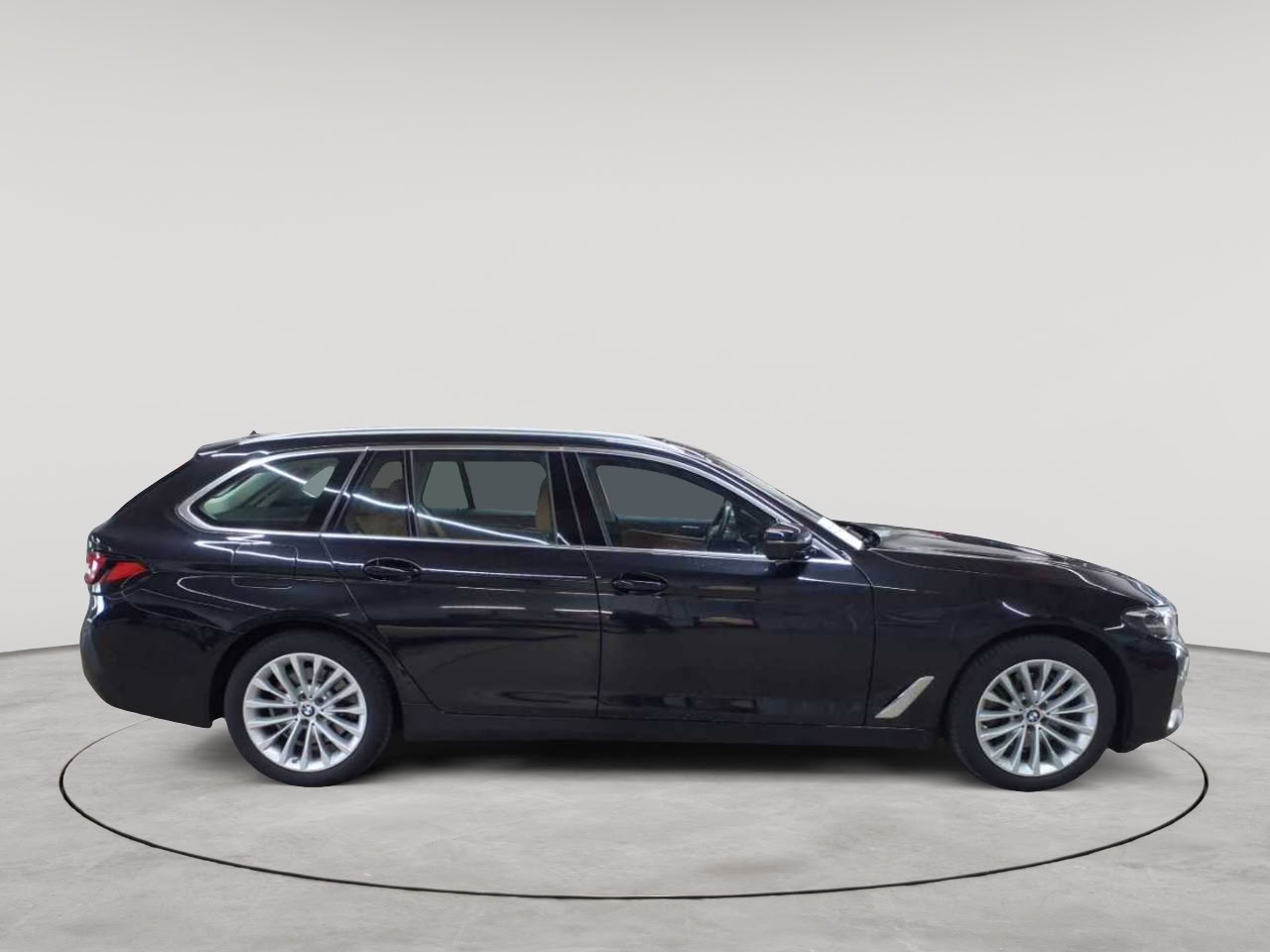 BMW 520d Touring Aut. Luxury Line 3