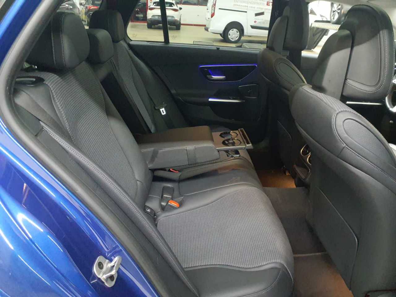 Mercedes-Benz C 200 d T 9G-TRONIC Avantgarde 13