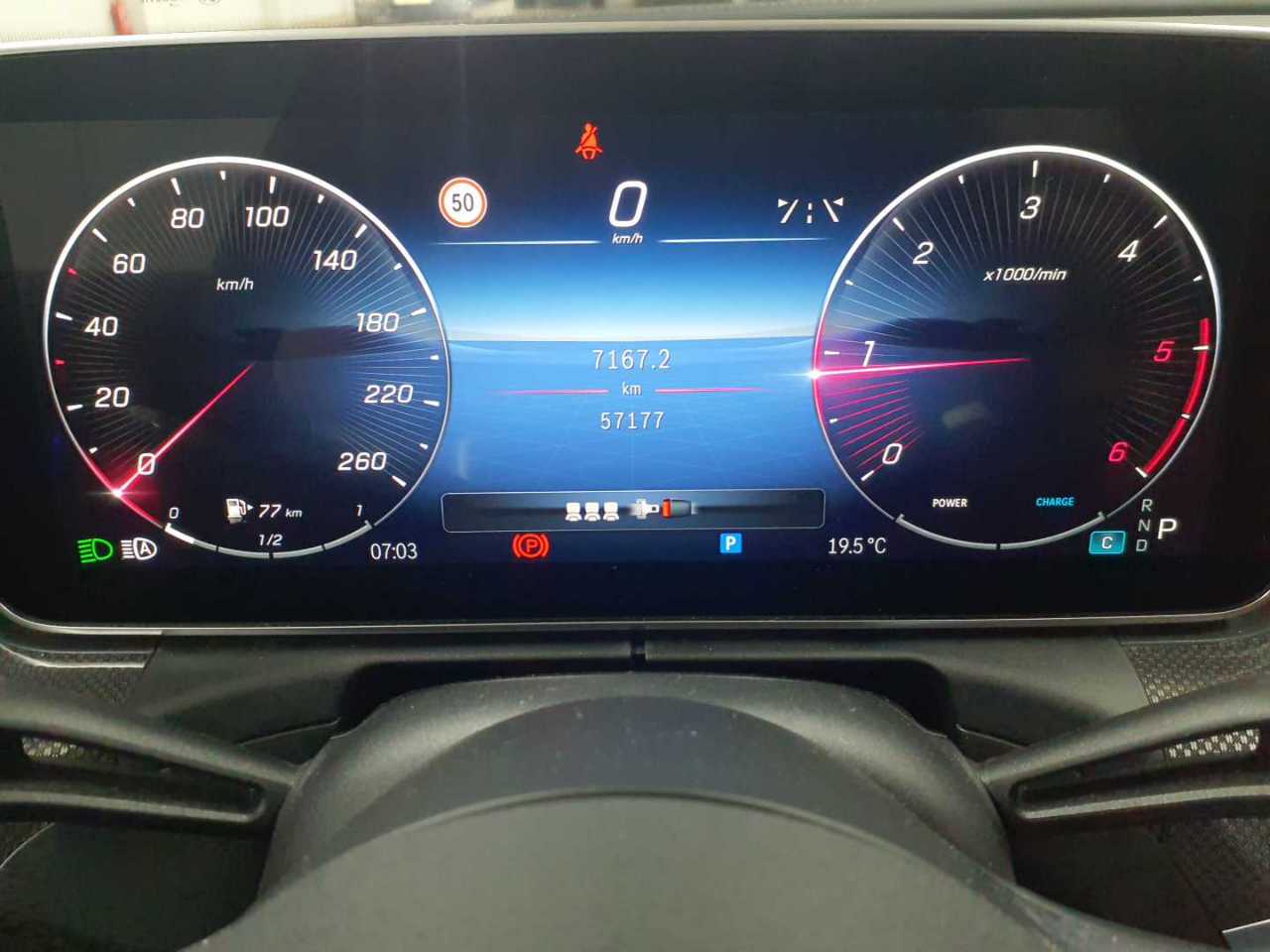 Mercedes-Benz C 300 d 9G-TRONIC 4Matic AMG Line 11