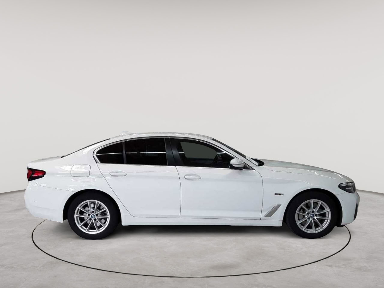 BMW 520e Aut. 3
