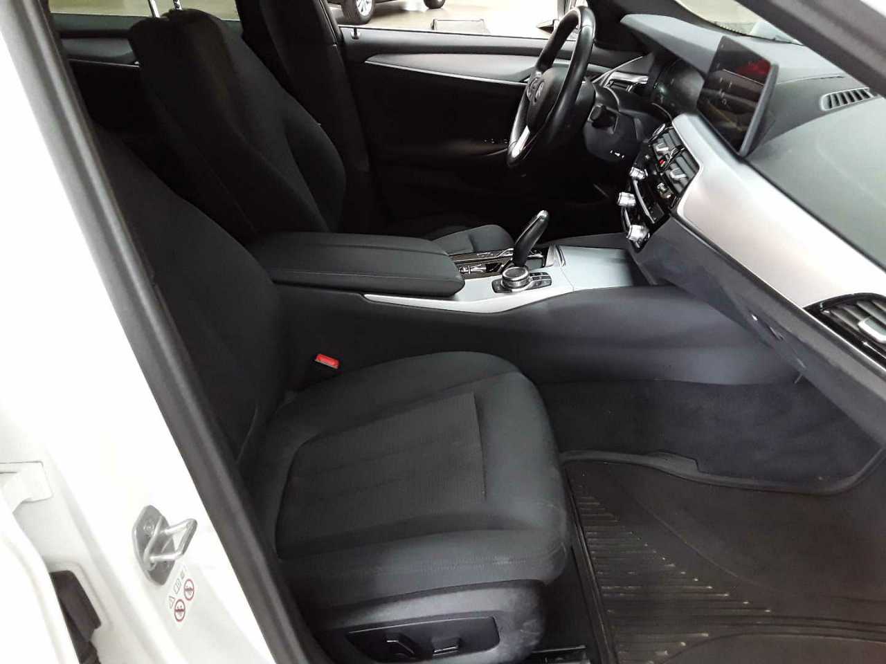 BMW 520e Aut. 8