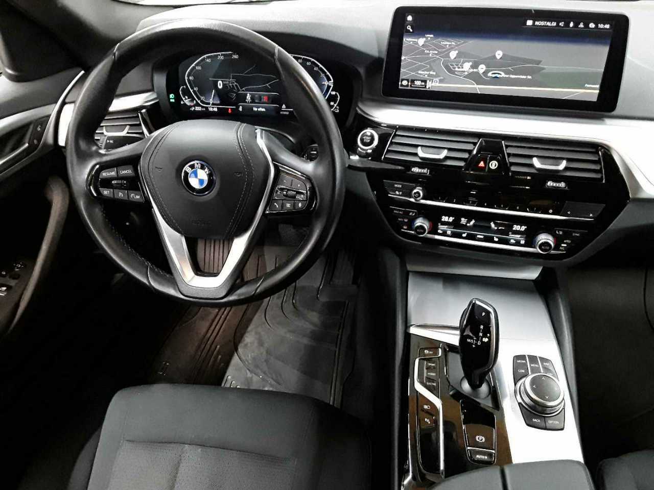 BMW 520e Aut. 10