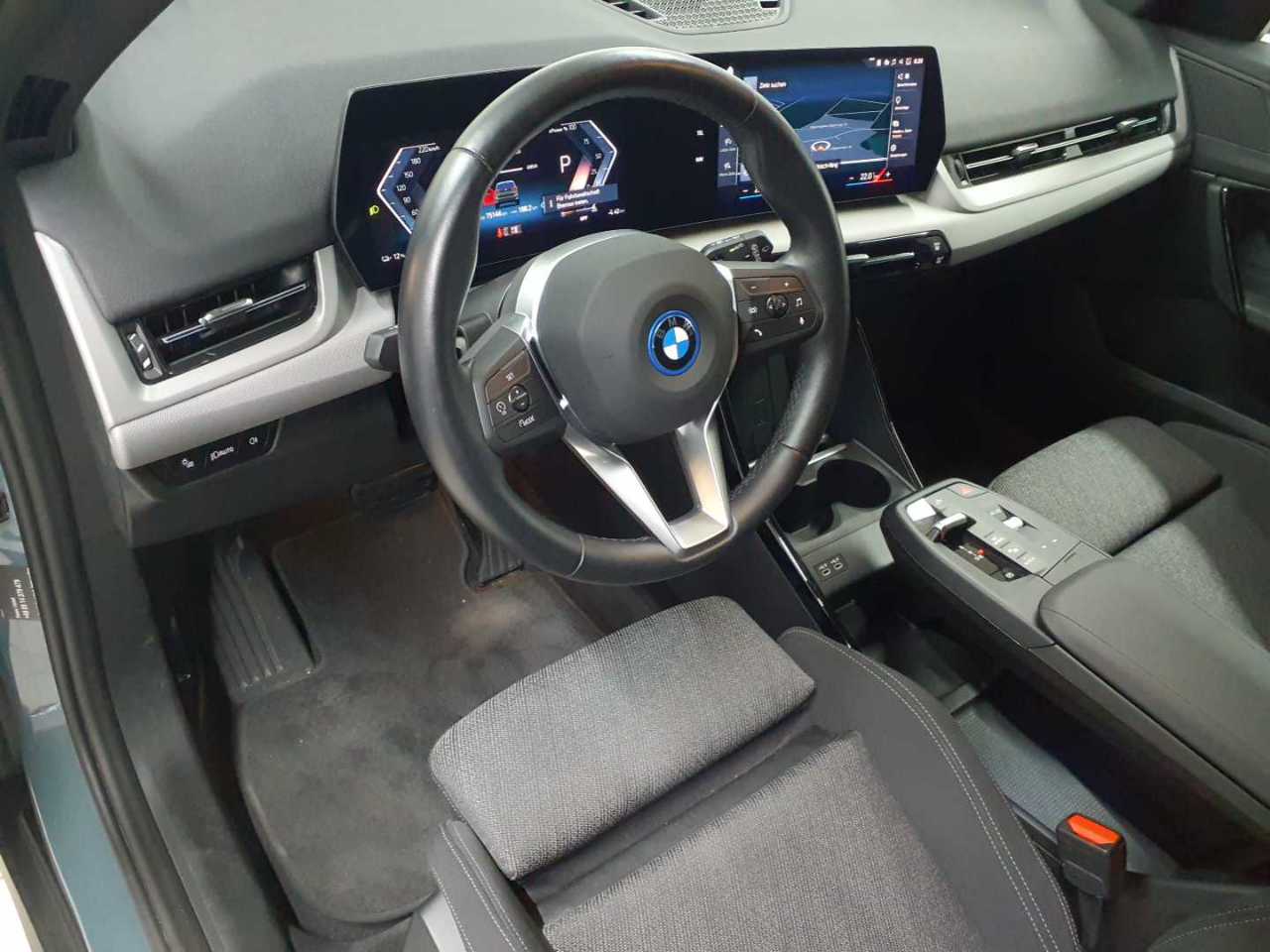 BMW iX1 xDrive30 9