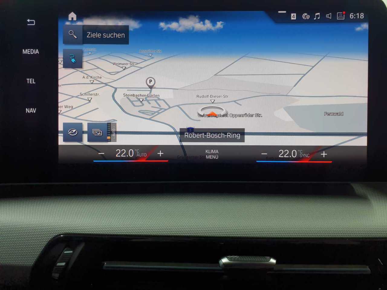 BMW iX1 xDrive30 12